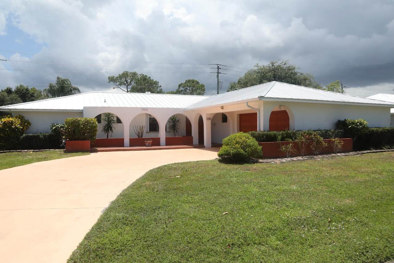 1436 Sunshine Avenue - Photo 1