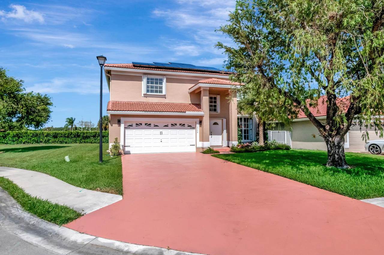 18248 Coral Isles Drive - Photo 1