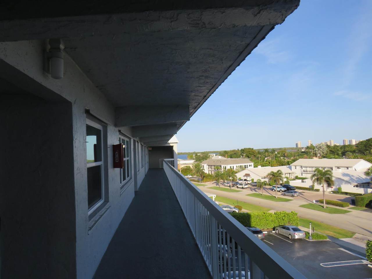 https://bt-photos.global.ssl.fastly.net/beaches/1280_boomver_1_R11090534-2.jpg