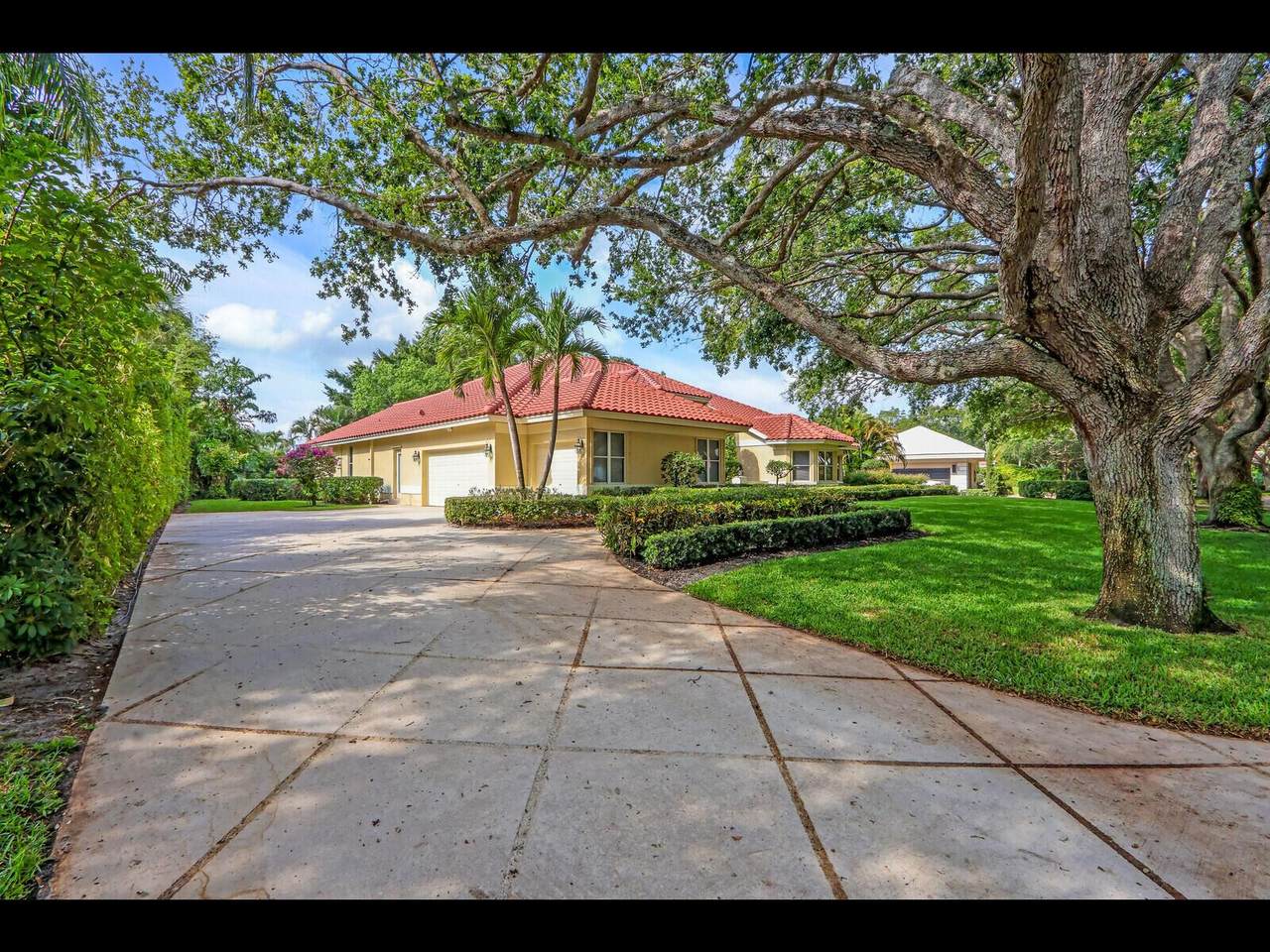 18517 Heritage Drive - Photo 1