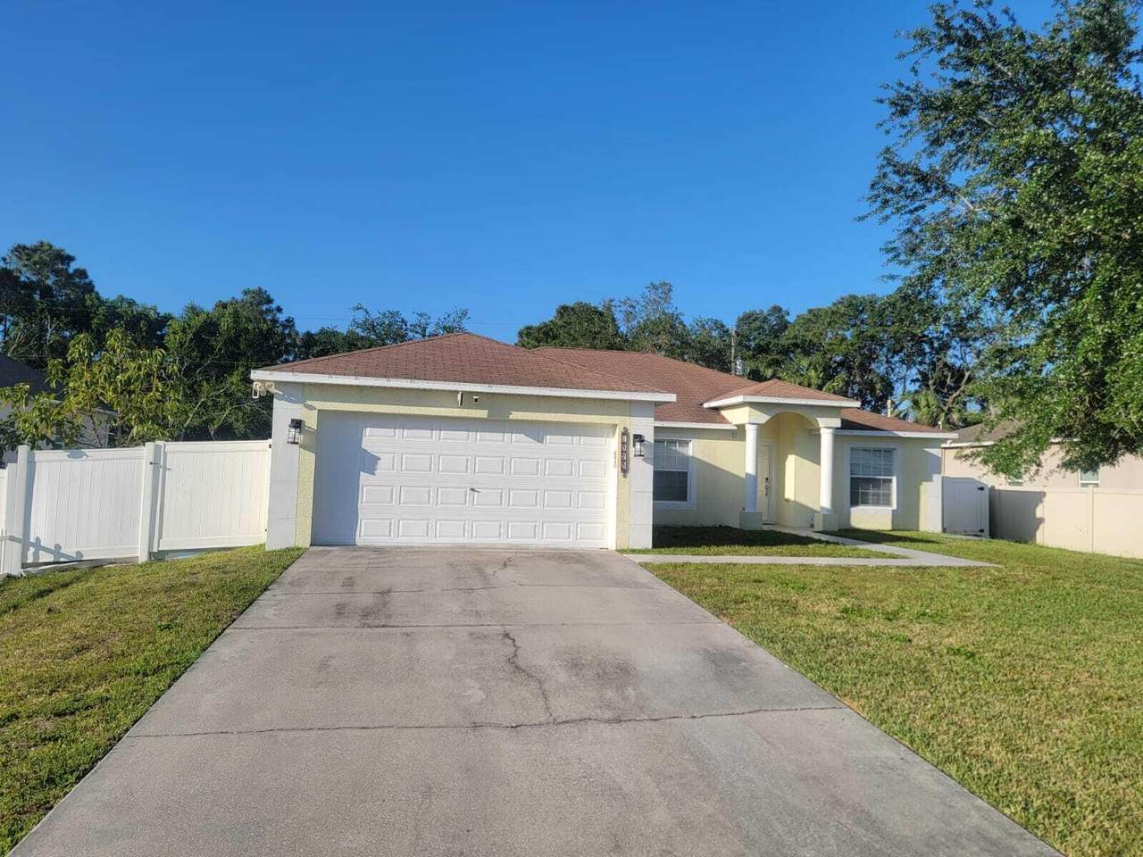 1373 Prairie Circle - Photo 1