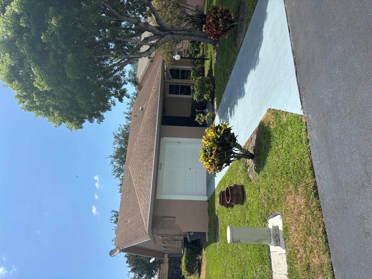 3962 Dafilee Circle - Photo 1