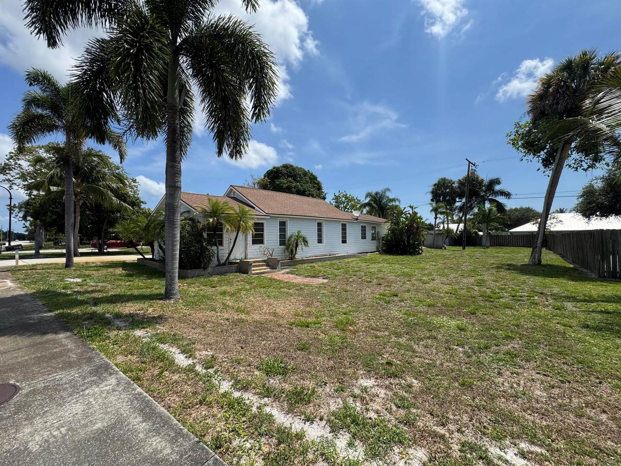 817 Palm Beach Road - Photo 1