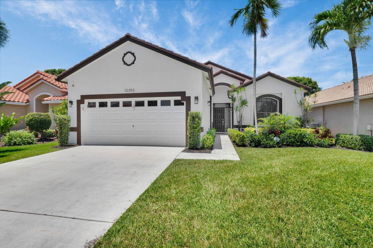 10393 Lexington Circle - Photo 1
