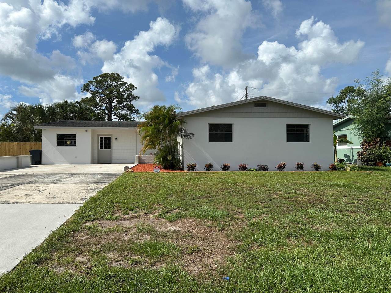 659 Snead Circle - Photo 1