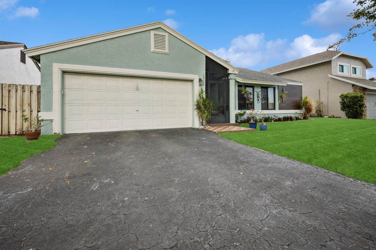 10245 31 Court - Photo 1