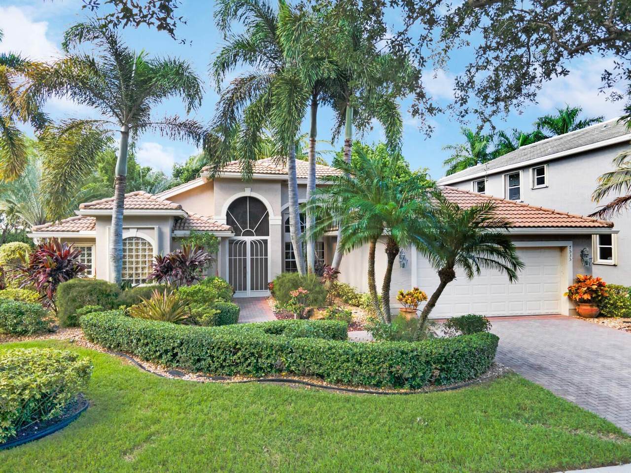 7535 Tarpon Cove Circle - Photo 1