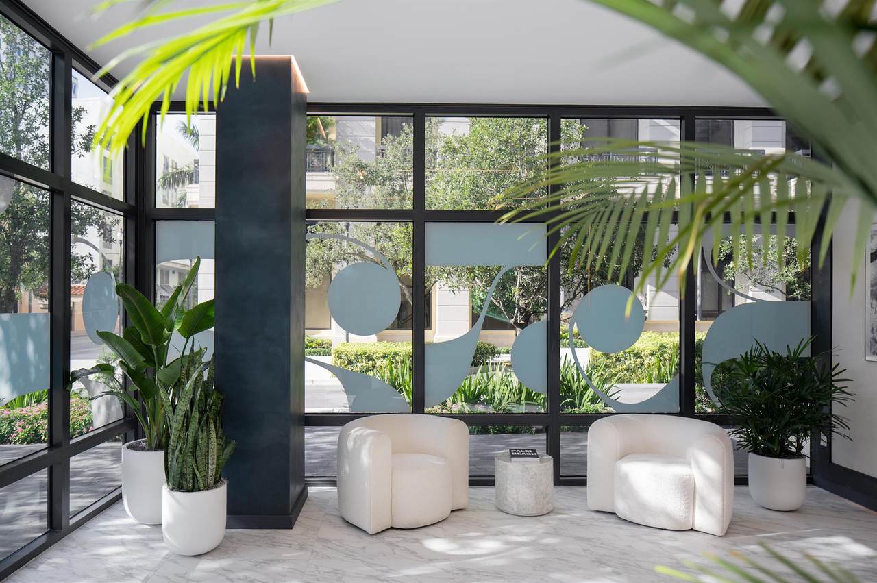 695 Olive Avenue - Photo 1