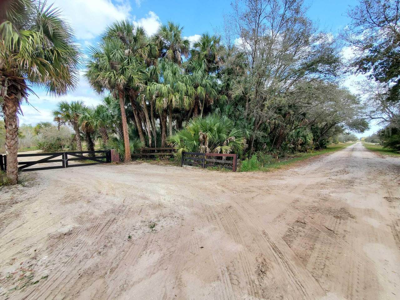 20537 286th Street - Photo 1