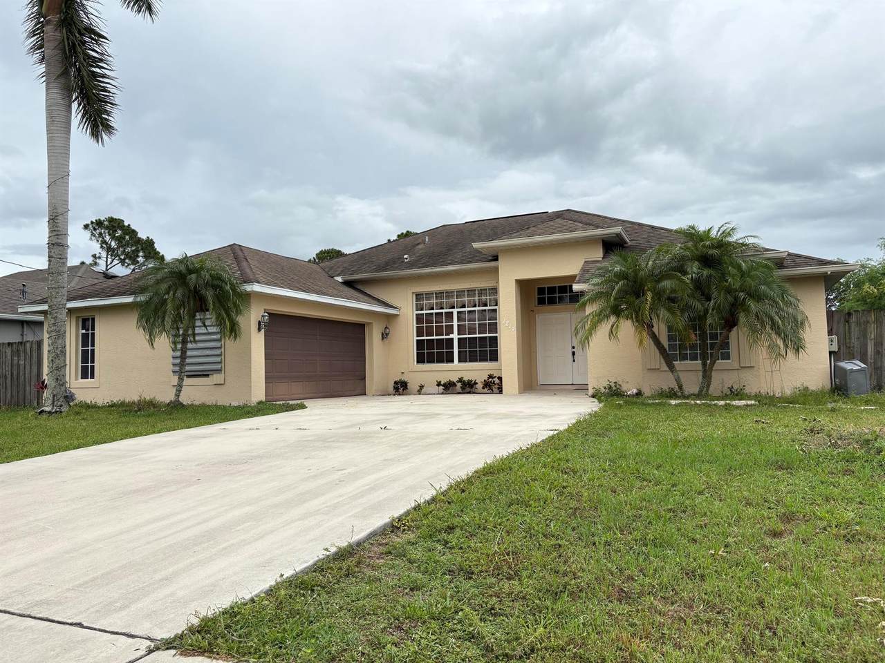 1214 Emerald Ave Avenue - Photo 1