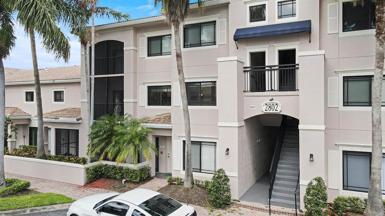 2802 Sarento Place - Photo 1