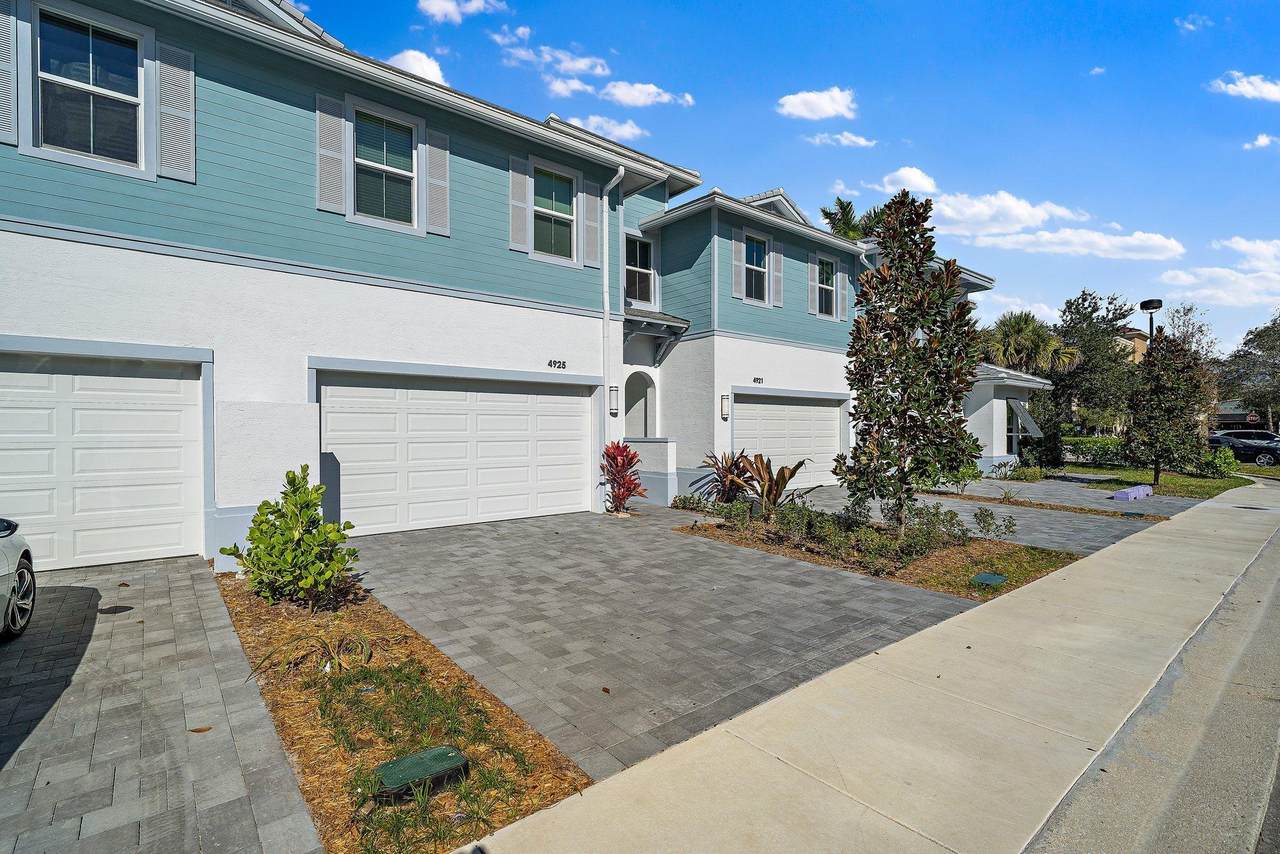4925 Pointe Midtown Way - Photo 1