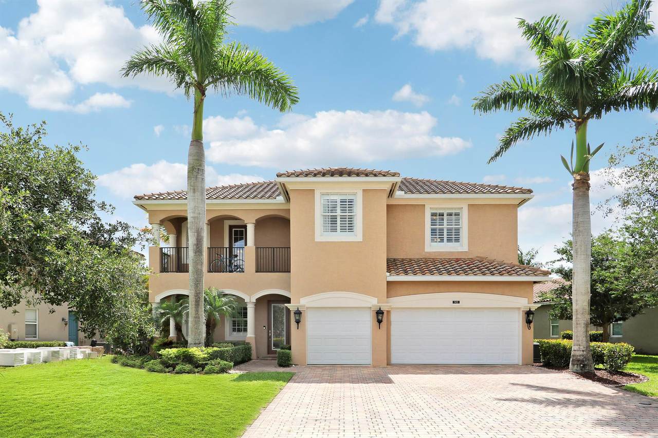 5621 Longspur Lane - Photo 1