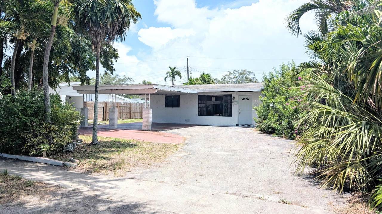 1771 27 Avenue - Photo 1
