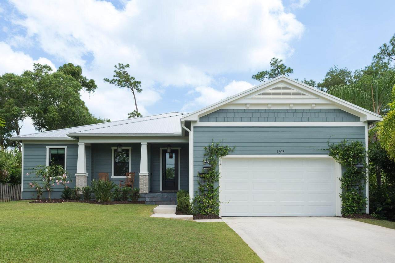 1305 29th Street - Photo 1