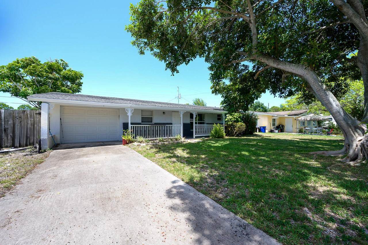 1455 Silver Maple Way - Photo 1