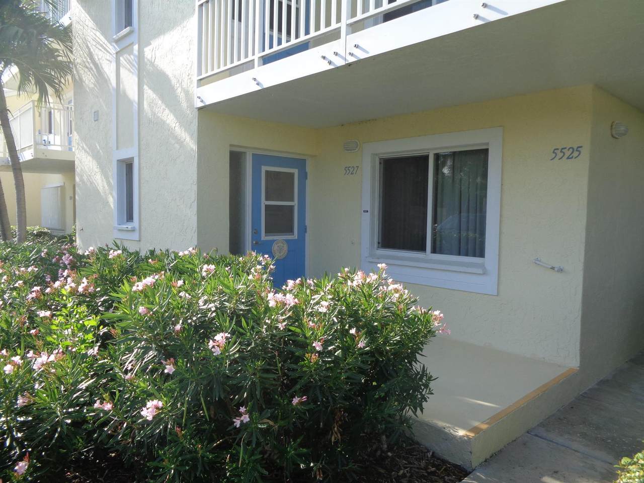 5527 Gulfstream Way - Photo 1