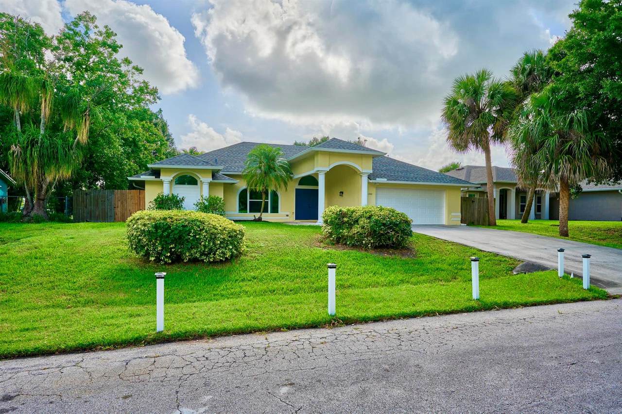 1550 Crowberry Lane - Photo 1