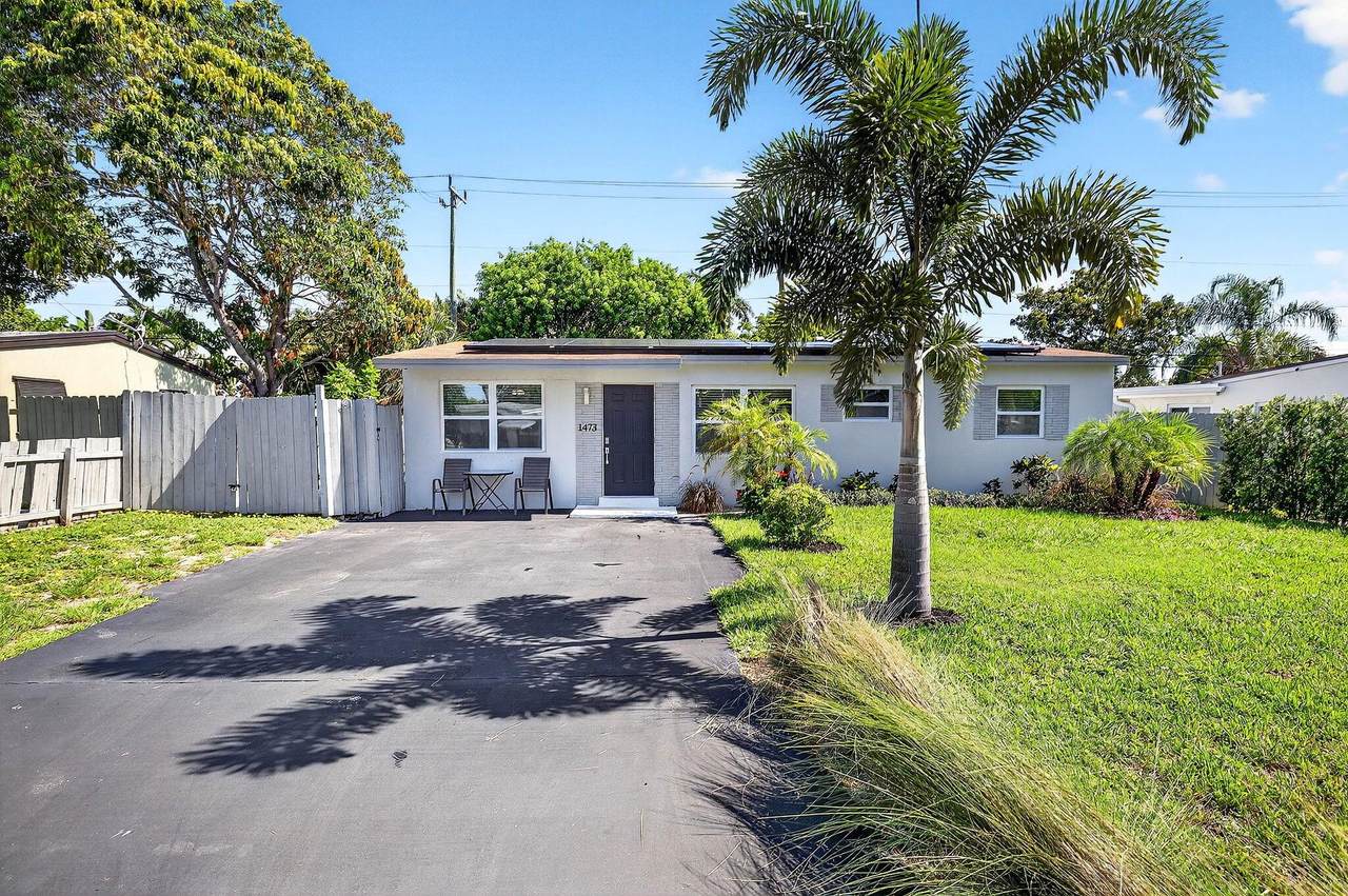 1473 25 Street - Photo 1