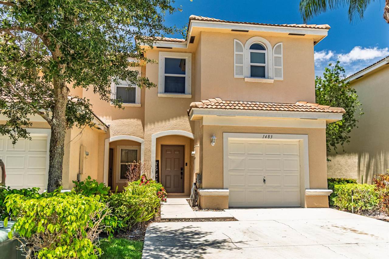1483 Barrymore Court - Photo 1