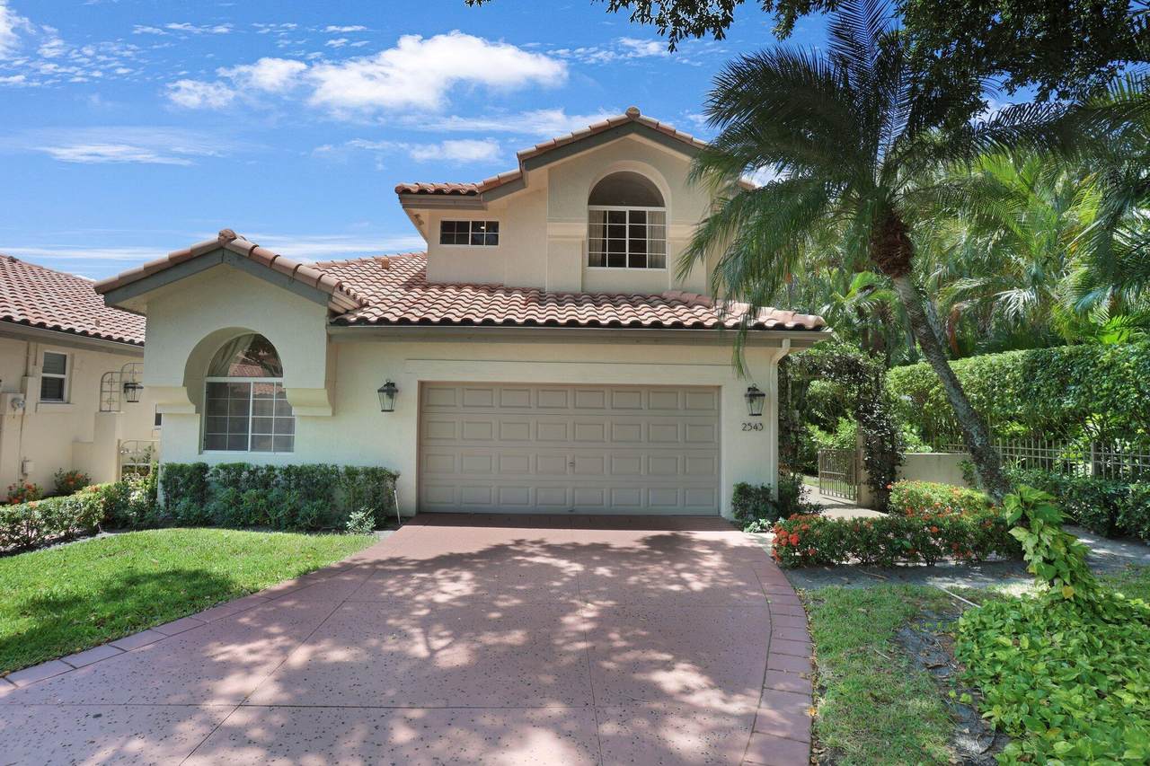 2543 53rd Street - Photo 1