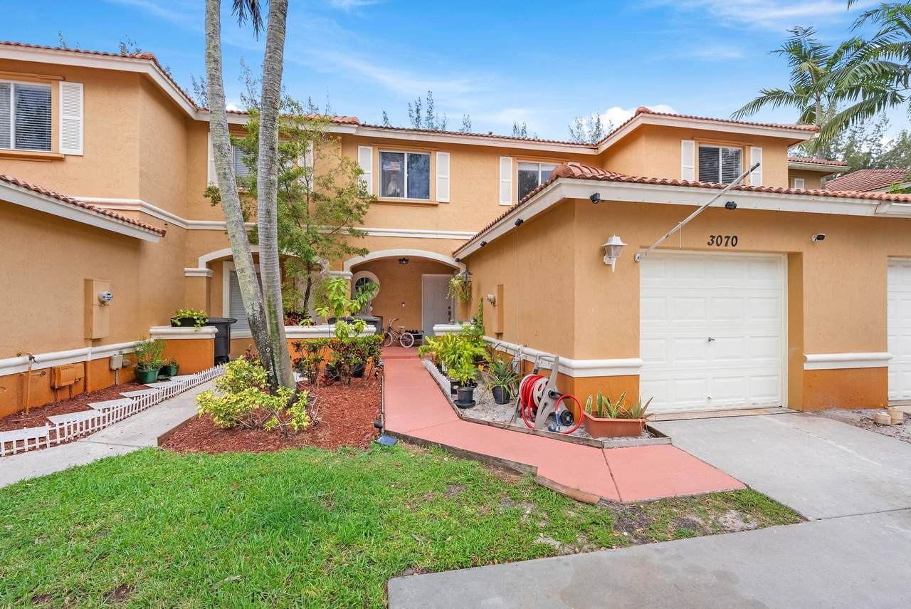 3070 Waddell Avenue - Photo 1
