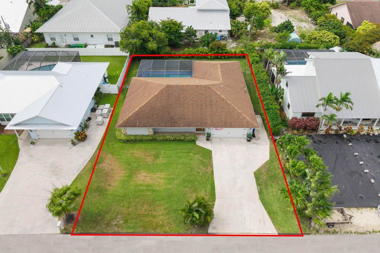 5647 Sailfish Way - Photo 1