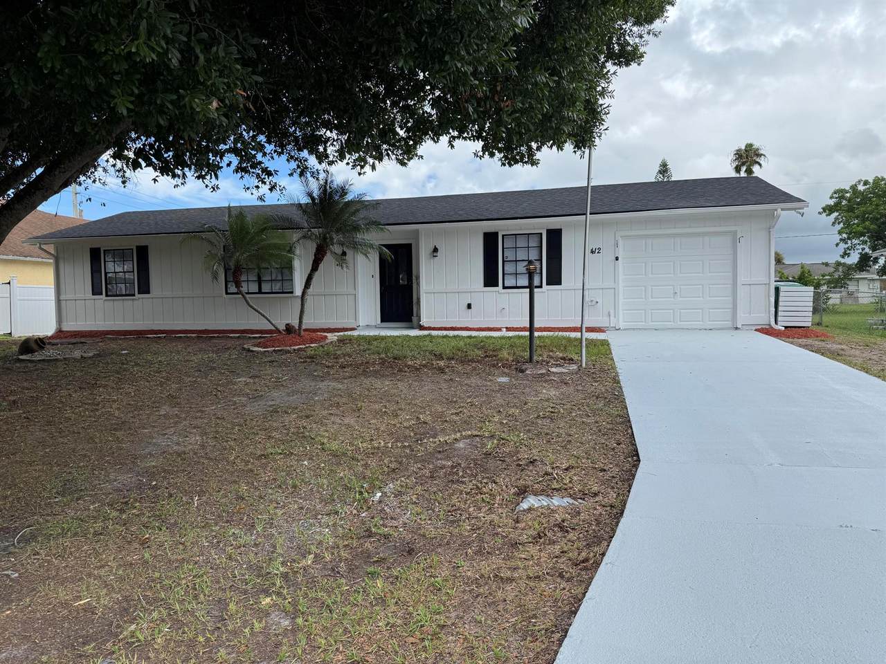 412 Midvale - Photo 1