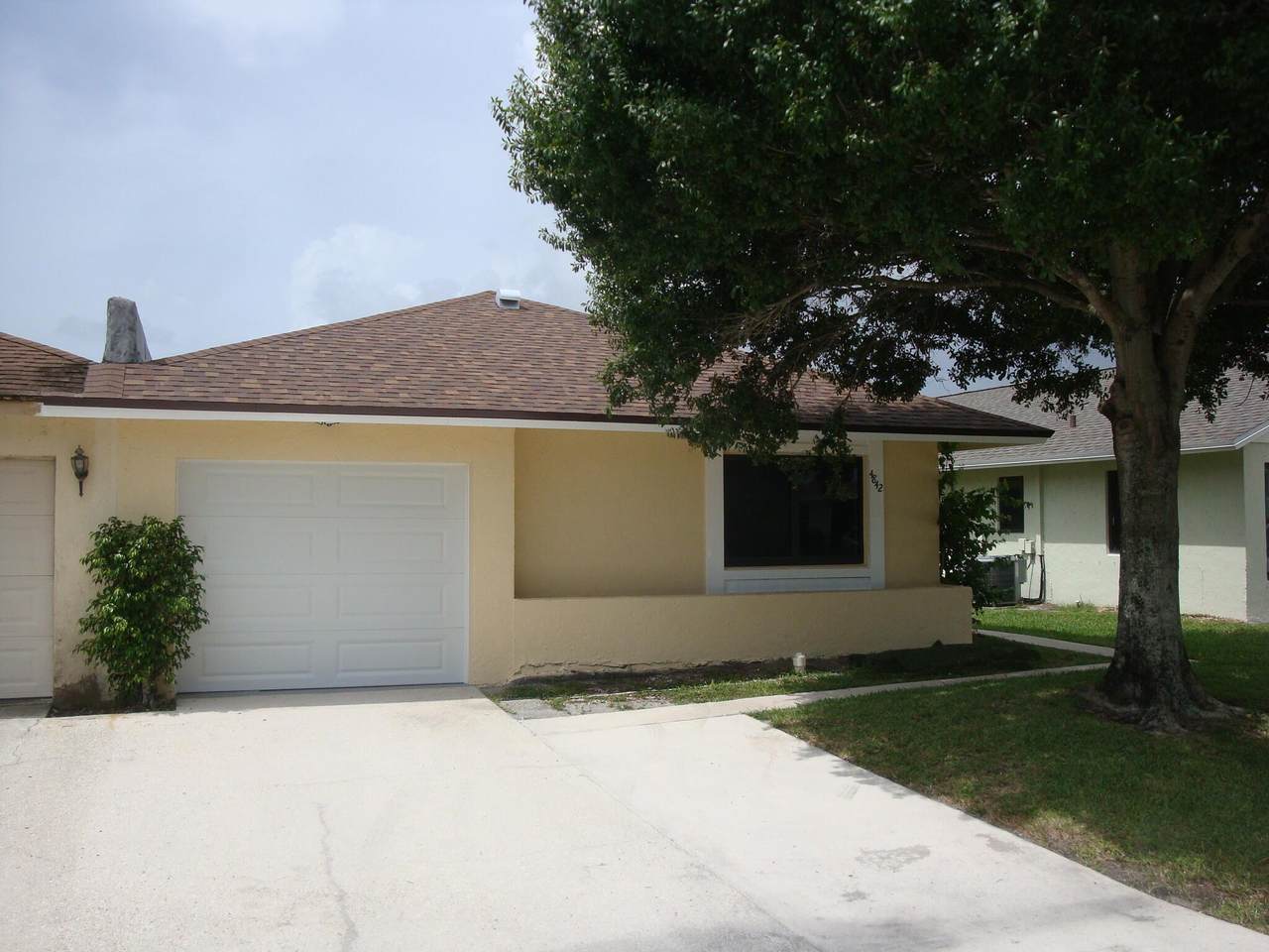 4842 Luqui Court - Photo 1