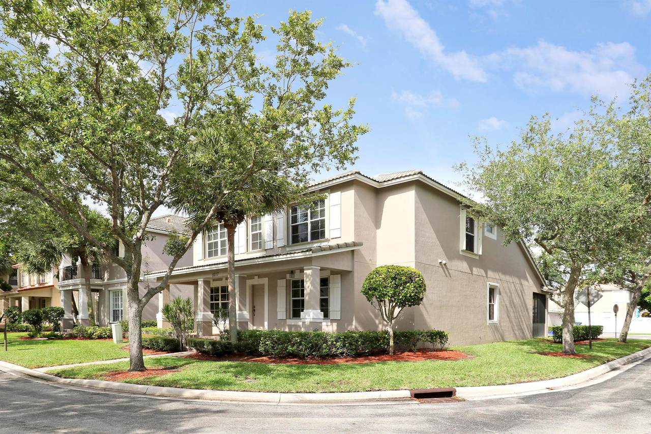 8217 Calterra - Photo 1