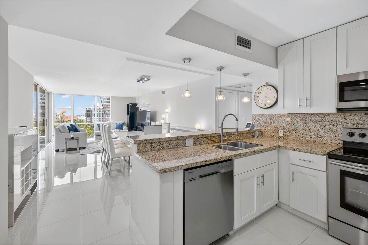 20335 Country Club Drive - Photo 1