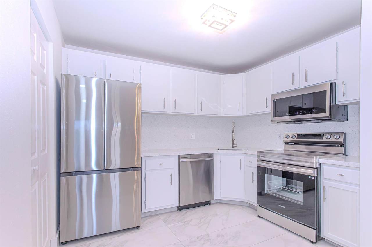 510 Shady Pine Way - Photo 1