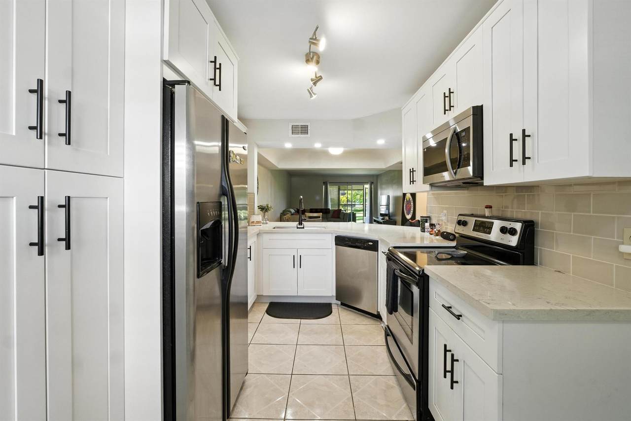 23380 Carolwood Lane - Photo 1