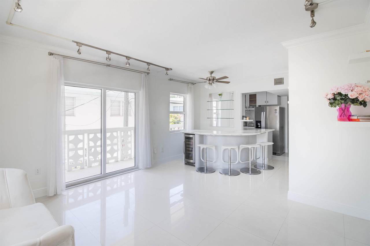 900 Euclid Avenue - Photo 1