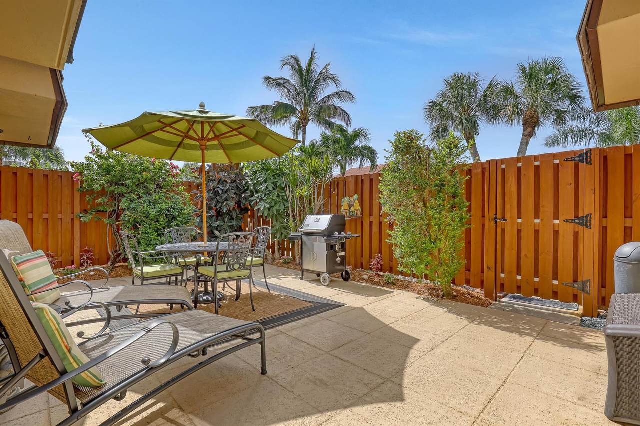 131 Ocean Cove Drive - Photo 1