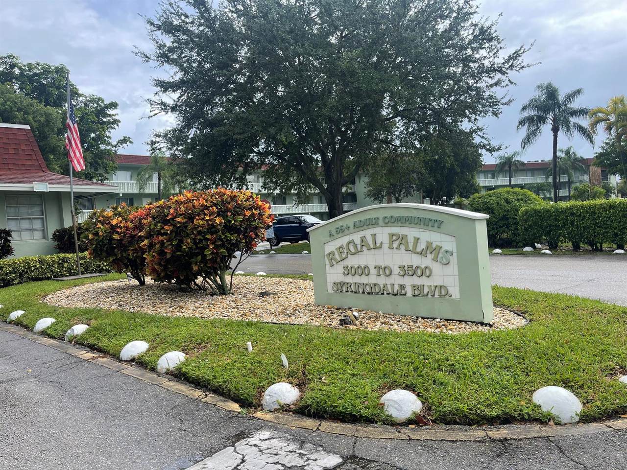 3300 Springdale Boulevard - Photo 1