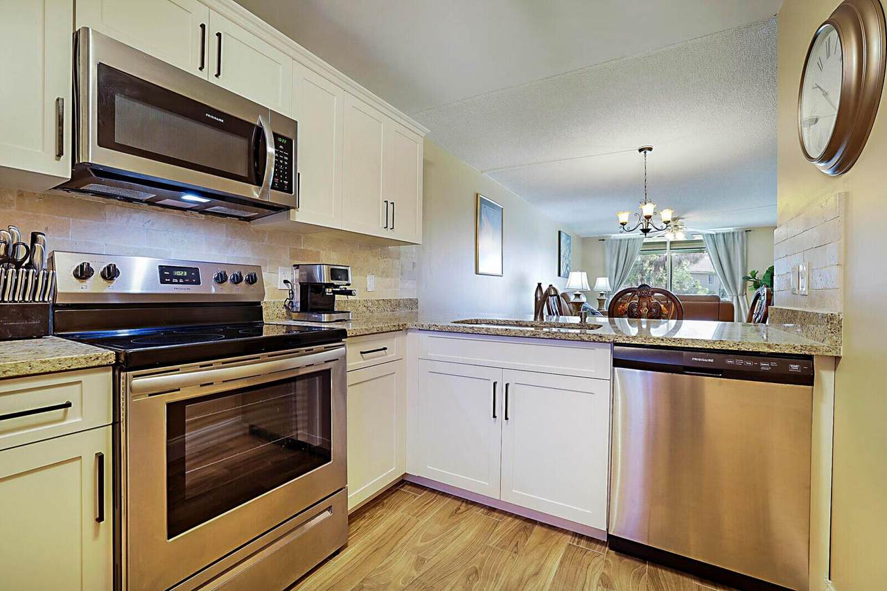 2541 Aragon Boulevard - Photo 1