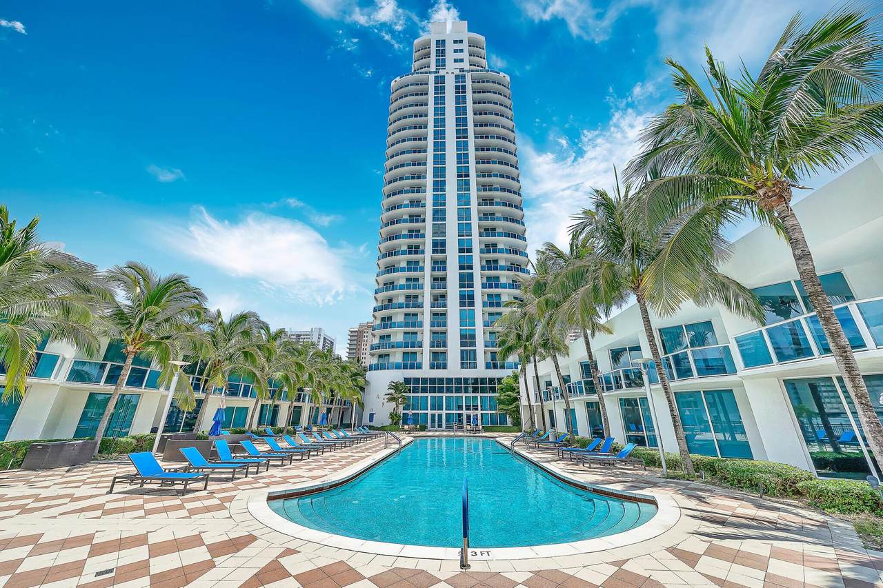 1945 Ocean Drive - Photo 1