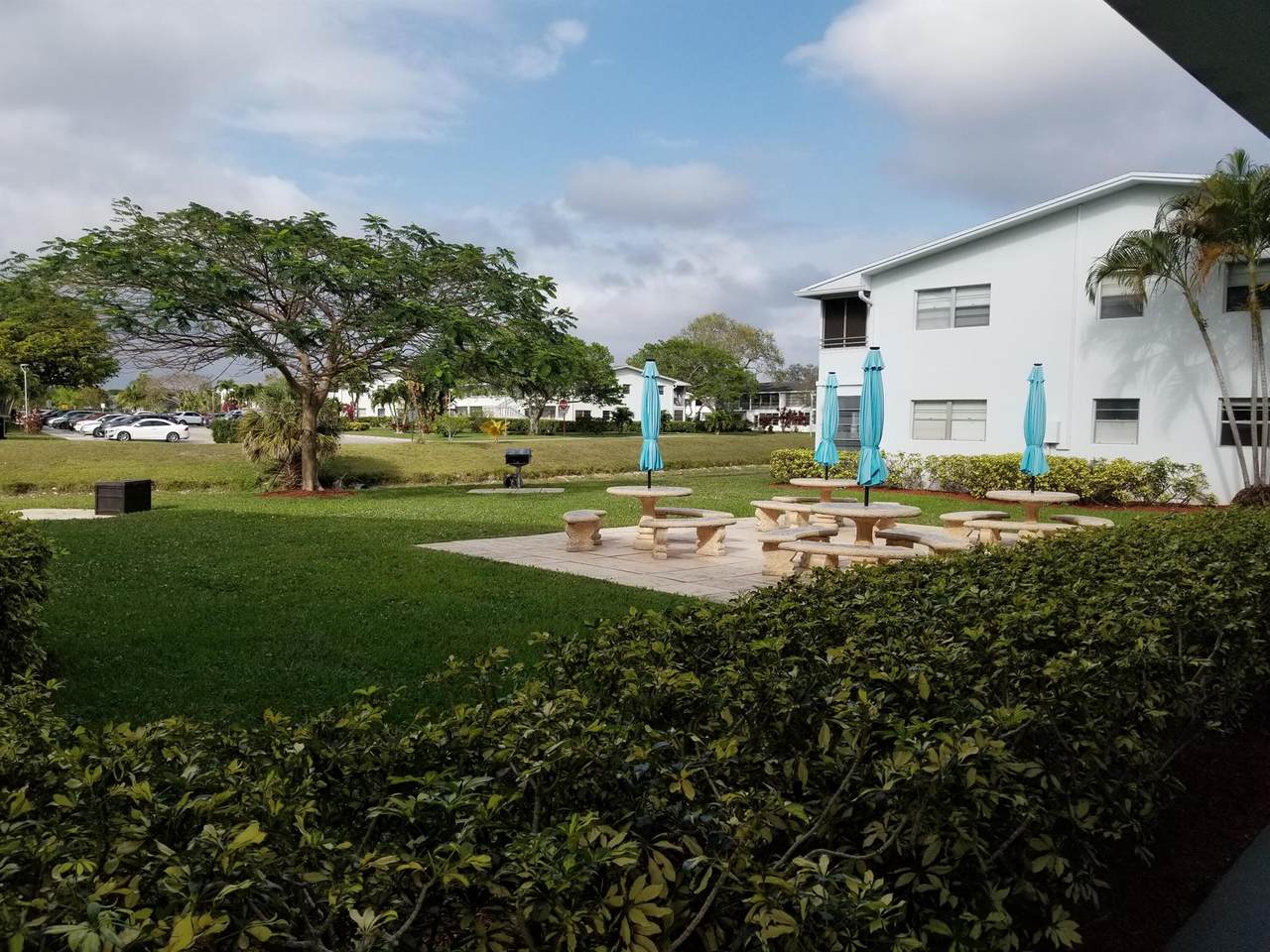 305 Newport T - Photo 1
