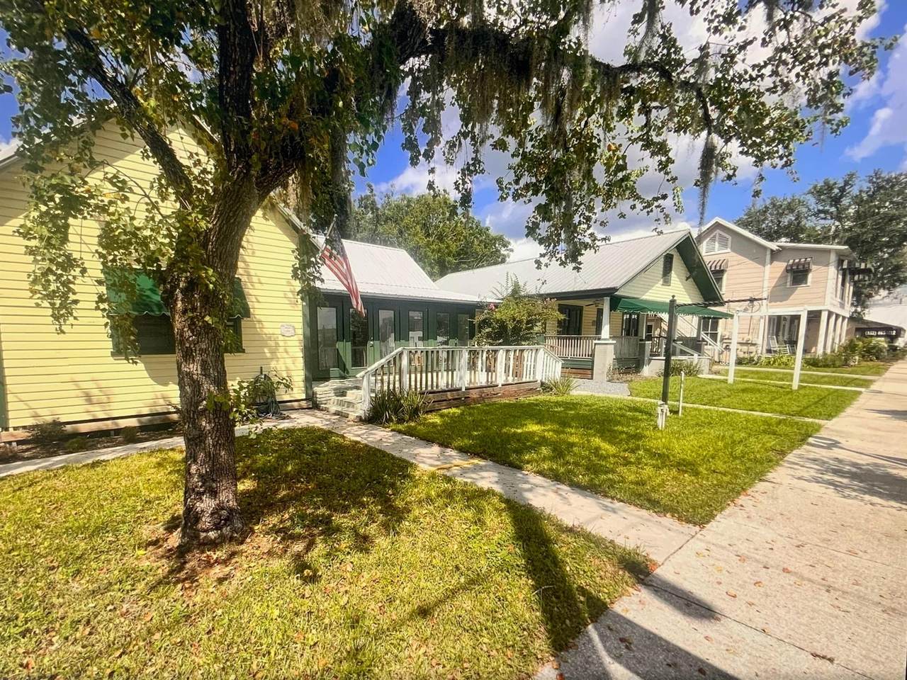 20607 Pennsylvania Avenue - Photo 1