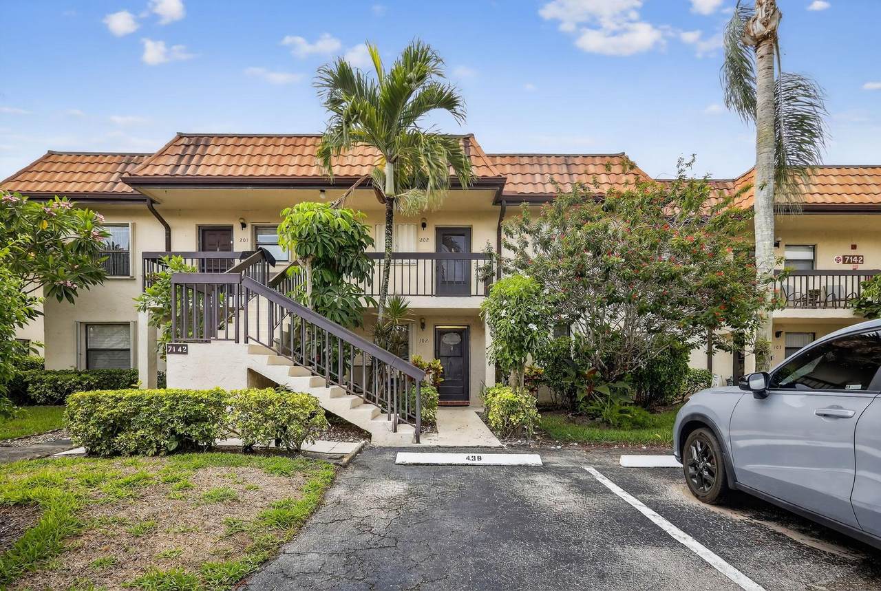 7142 Golf Colony Court - Photo 1