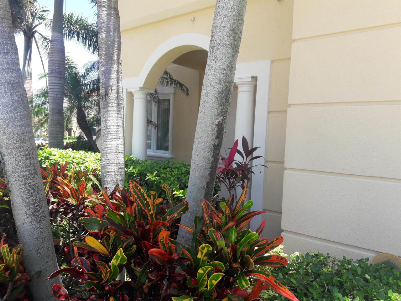 37 Harbour Isle Drive - Photo 1