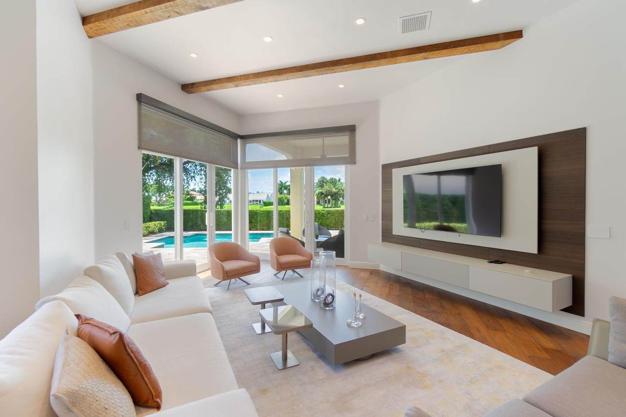 2402 Players Court - Photo 1