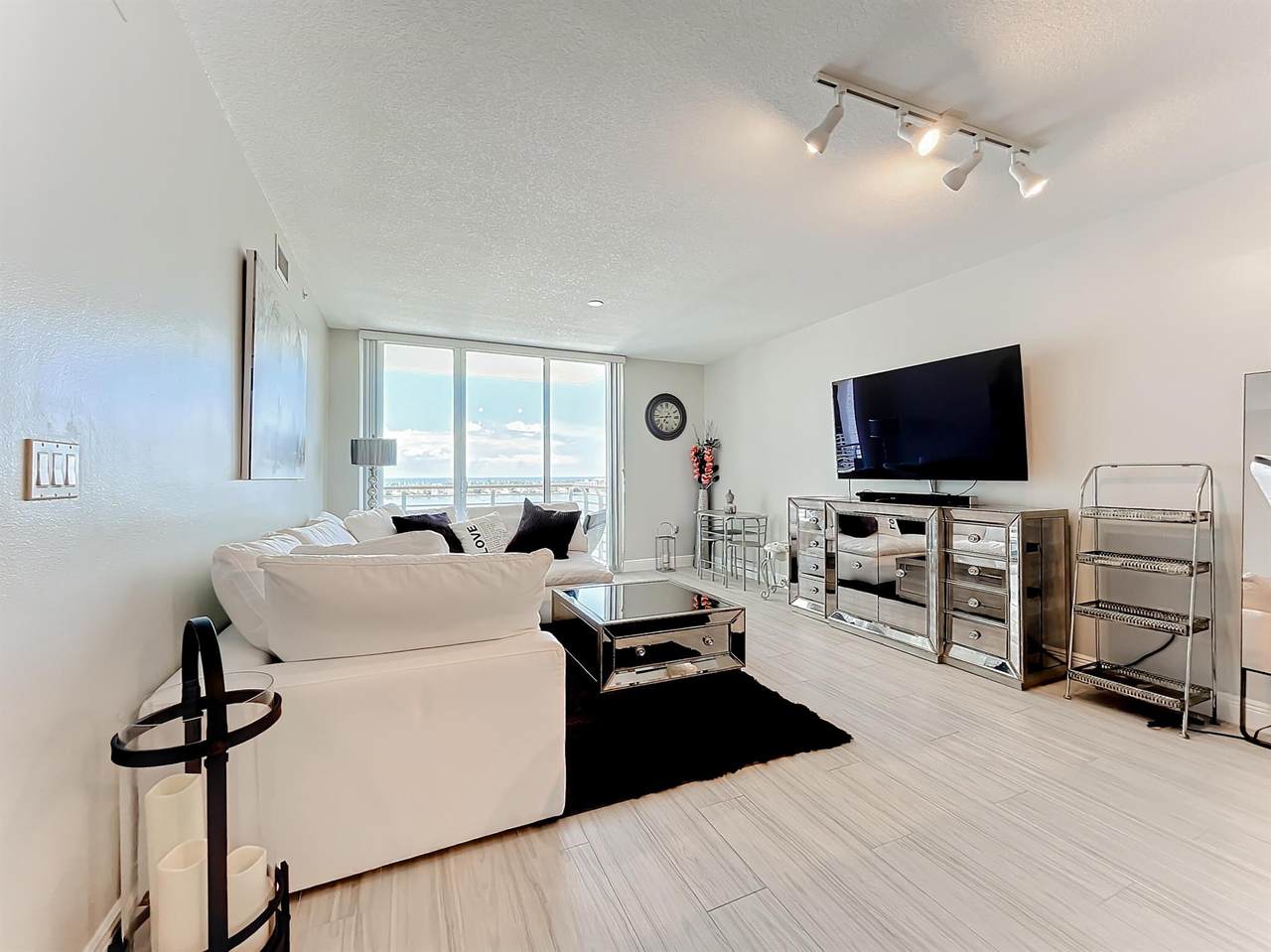 1551 Flagler Drive - Photo 1