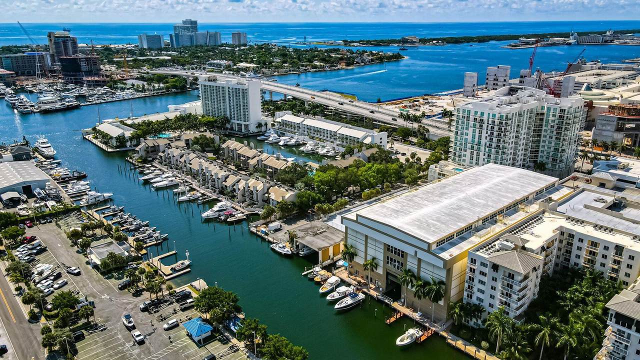 1801 17 Street - Photo 1