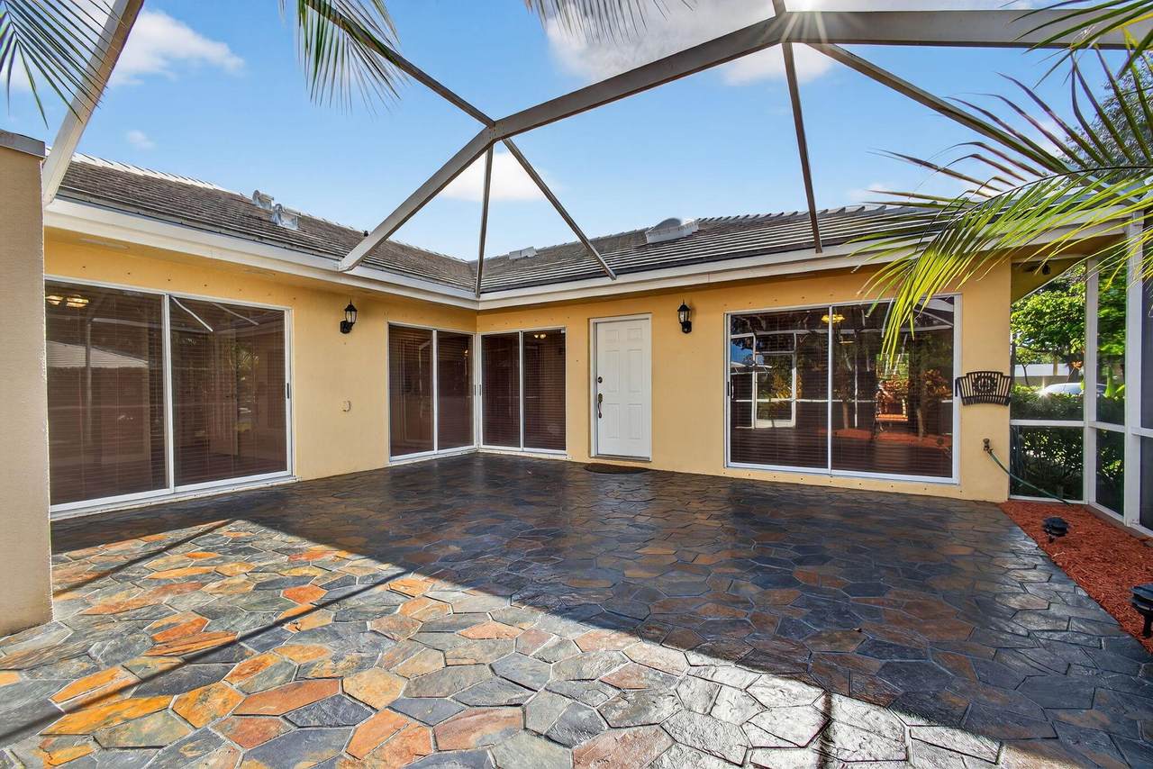 4502 Lakemont Court - Photo 1