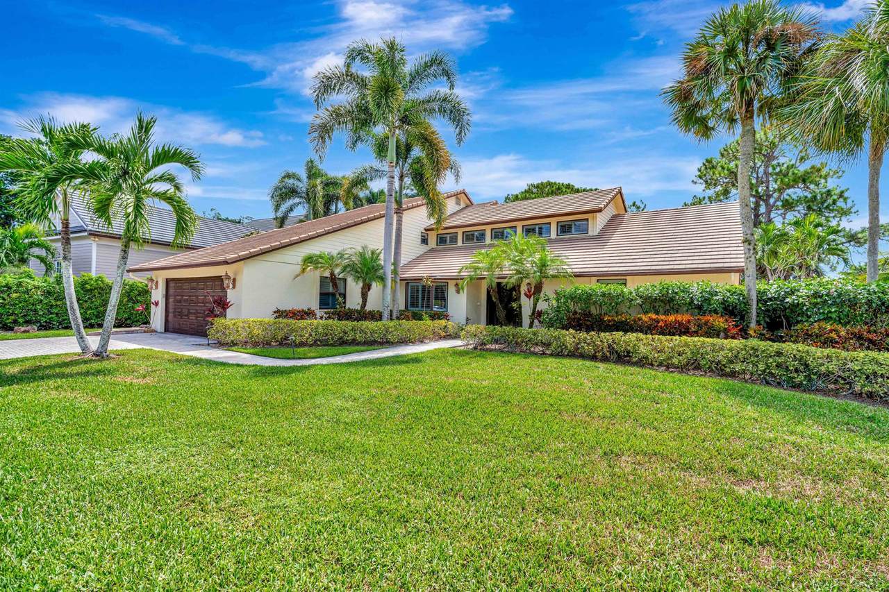 11 Berwick Road - Photo 1