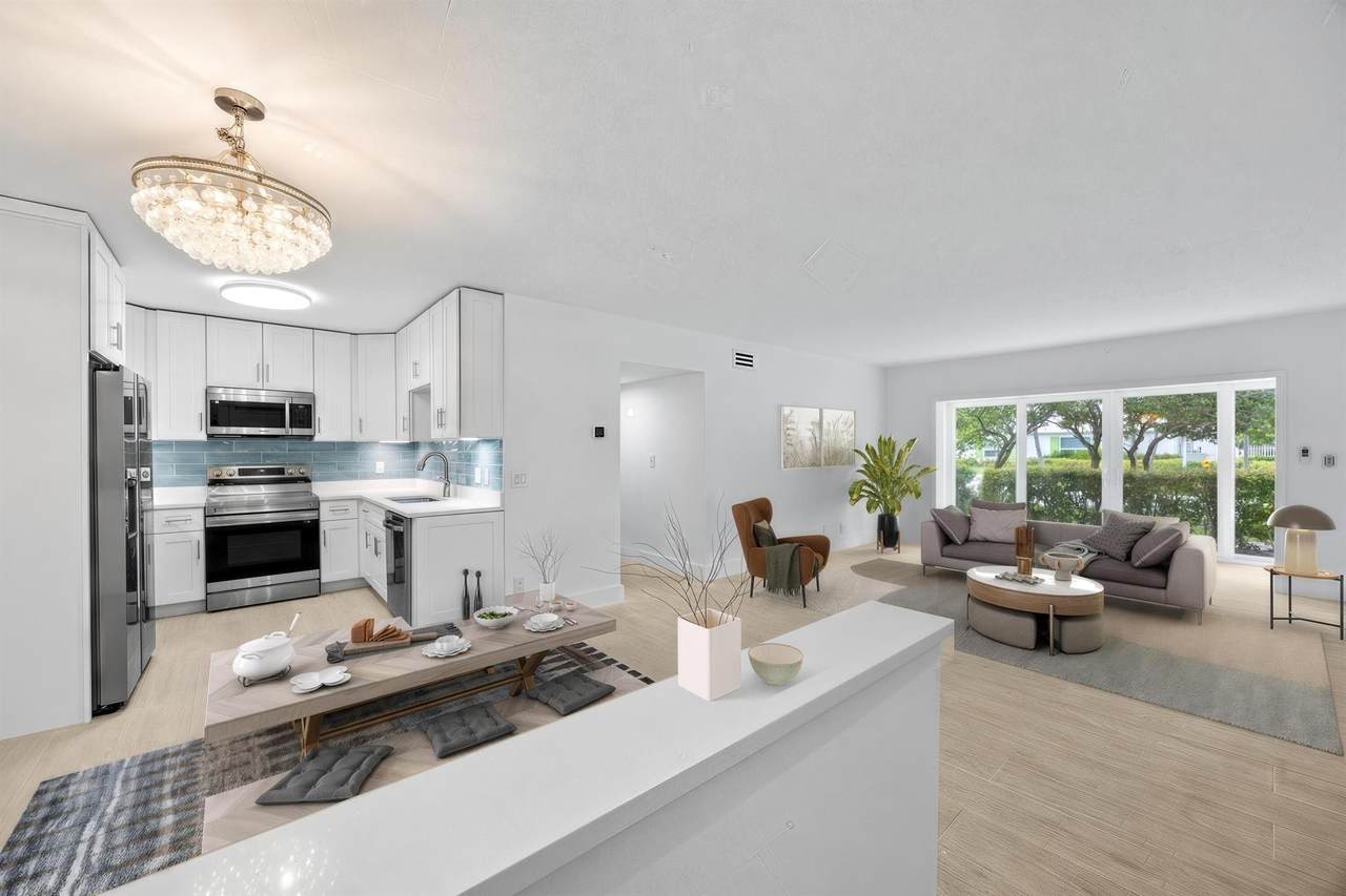 315 Venetian Drive - Photo 1