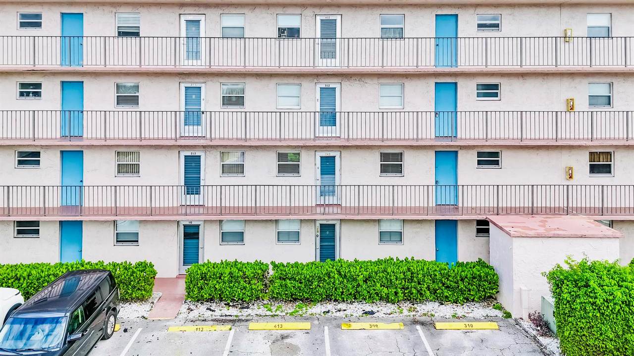 725 Lori Drive - Photo 1