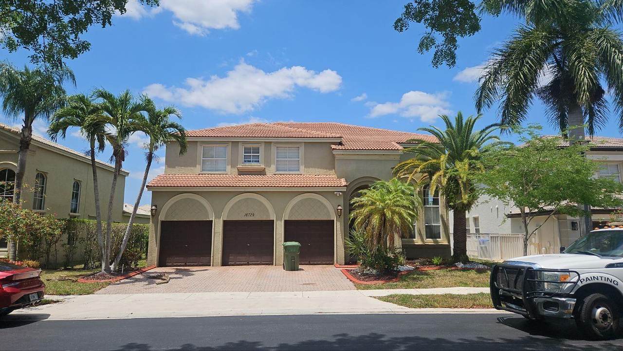 16729 16th - Photo 1